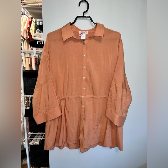 LSPACE Top - Picture 1 of 3